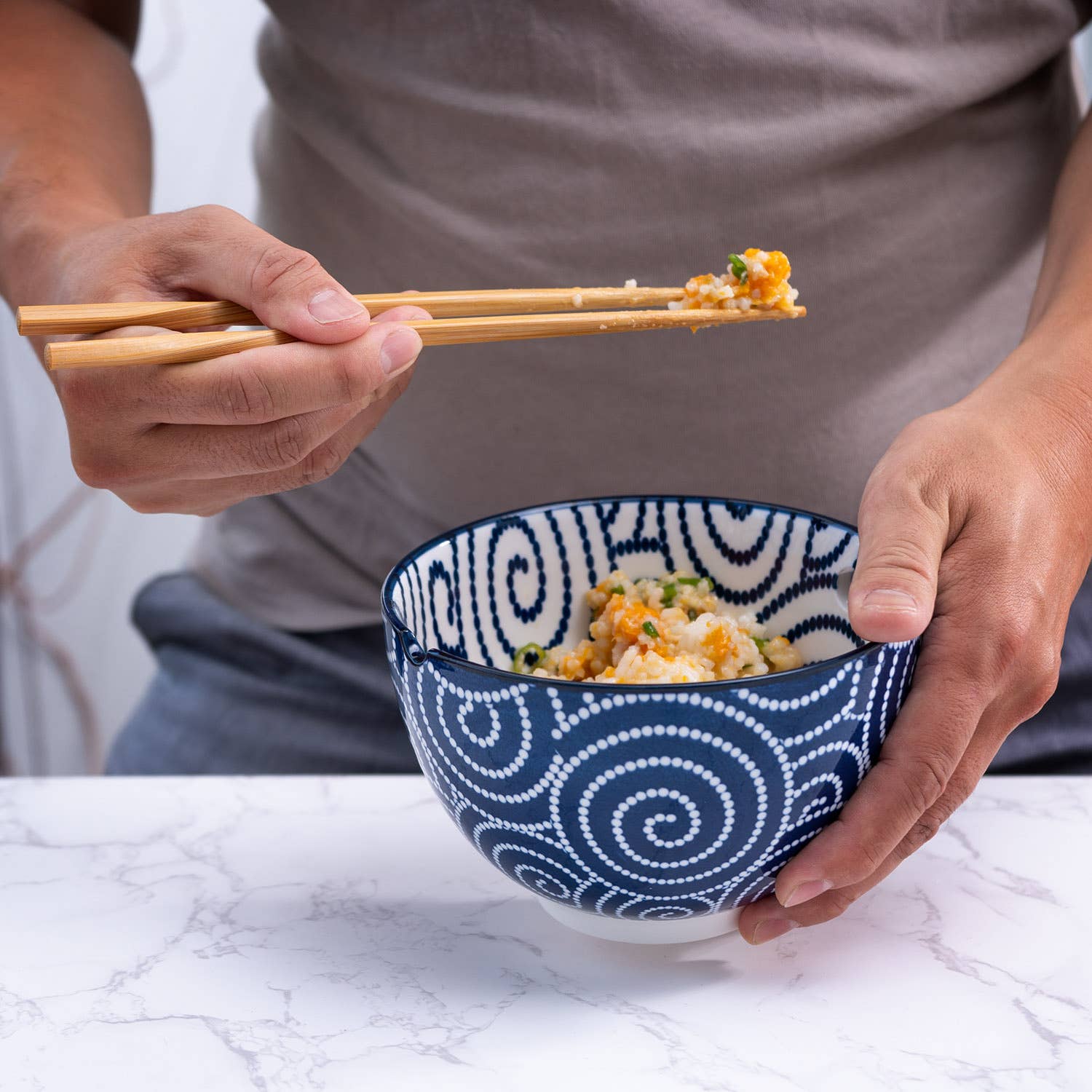 20oz Porcelain Bowl &amp; Chopsticks Set – Brush Swirl Design